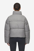 Pegador Georgia Puffer Jacket Rock Grey Gegenansicht aus der PEGADOR® Outerwear 24 Kollektion für DaHerren