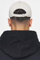 Pegador Torrance Destroyed Cap Sand Seitenansicht aus der Ahead of Time Kollektion für Herren