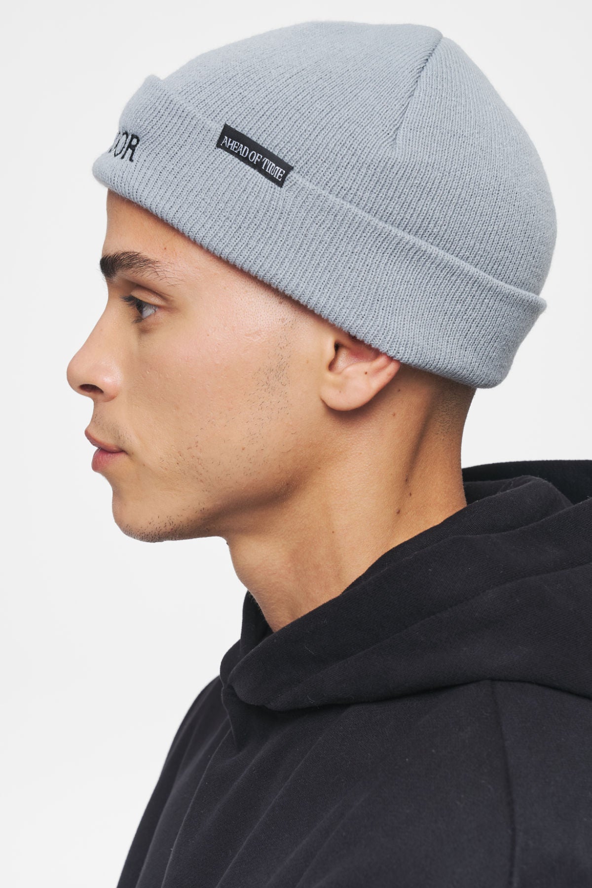 Pegador Glendale Fisherman Beanie Light Grey Black Ganzkörper Bild aus der Ahead of Time Kollektion für Herren