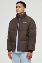 Pegador Solin Puffer Jacket Brown Gegenansicht aus der PEGADOR® Outerwear 22 Kollektion für Herren