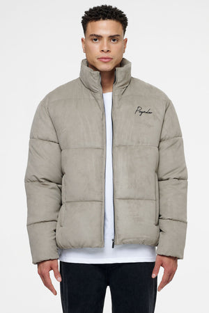 Pegador Neum Suede Puffer Jacket Frost Grey Hauptansicht aus der PEGADOR® Outerwear 22 Kollektion für Herren