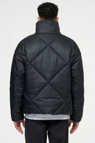 Pegador Labin Quilted Puffer Jacket Black Detailshot aus der PEGADOR® Outerwear 22 Kollektion für Herren